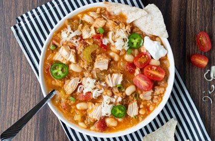 CHICKEN CHILI with beans